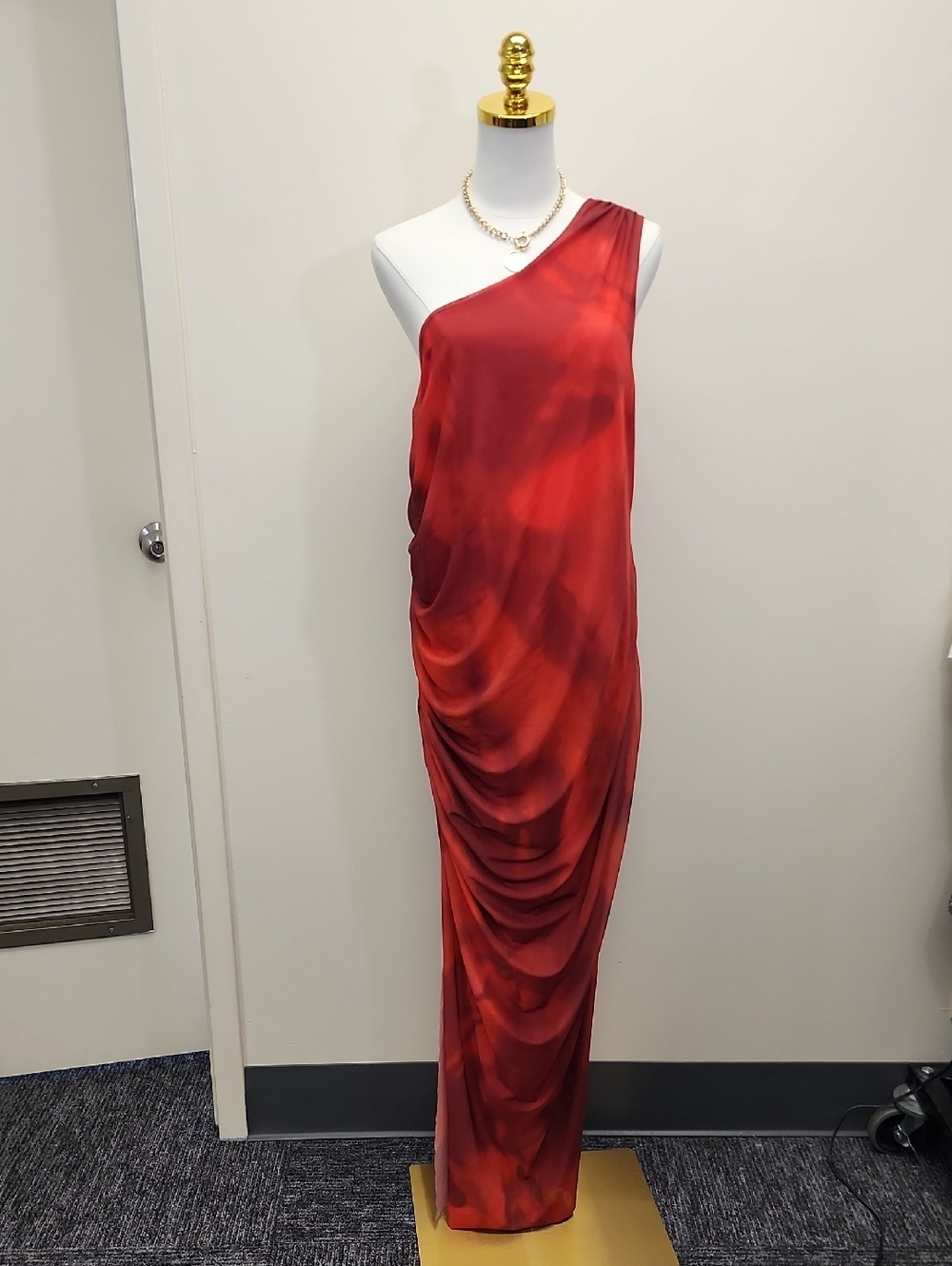 SHEIN Curve Vibrant Red One-Shoulder Dress